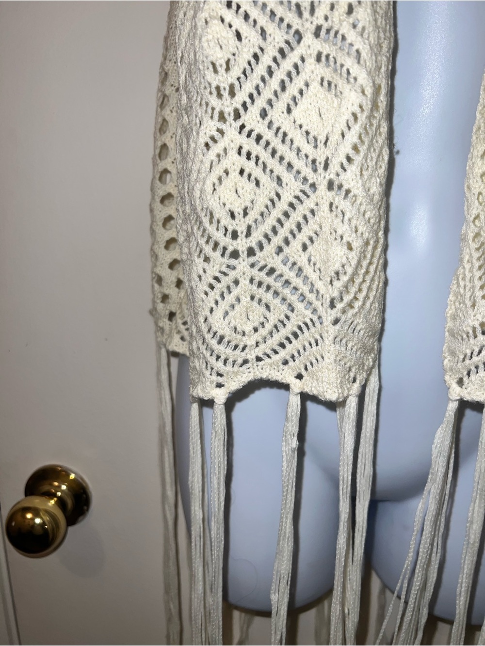 No Boundaries Cream Open-Knit Fringe Vest - Picture 2 of 5